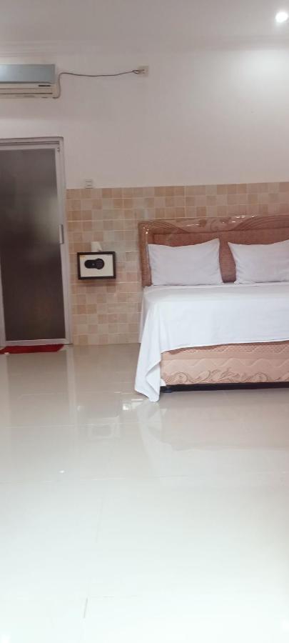 New Corals Apartman Gili Trawangan Kültér fotó